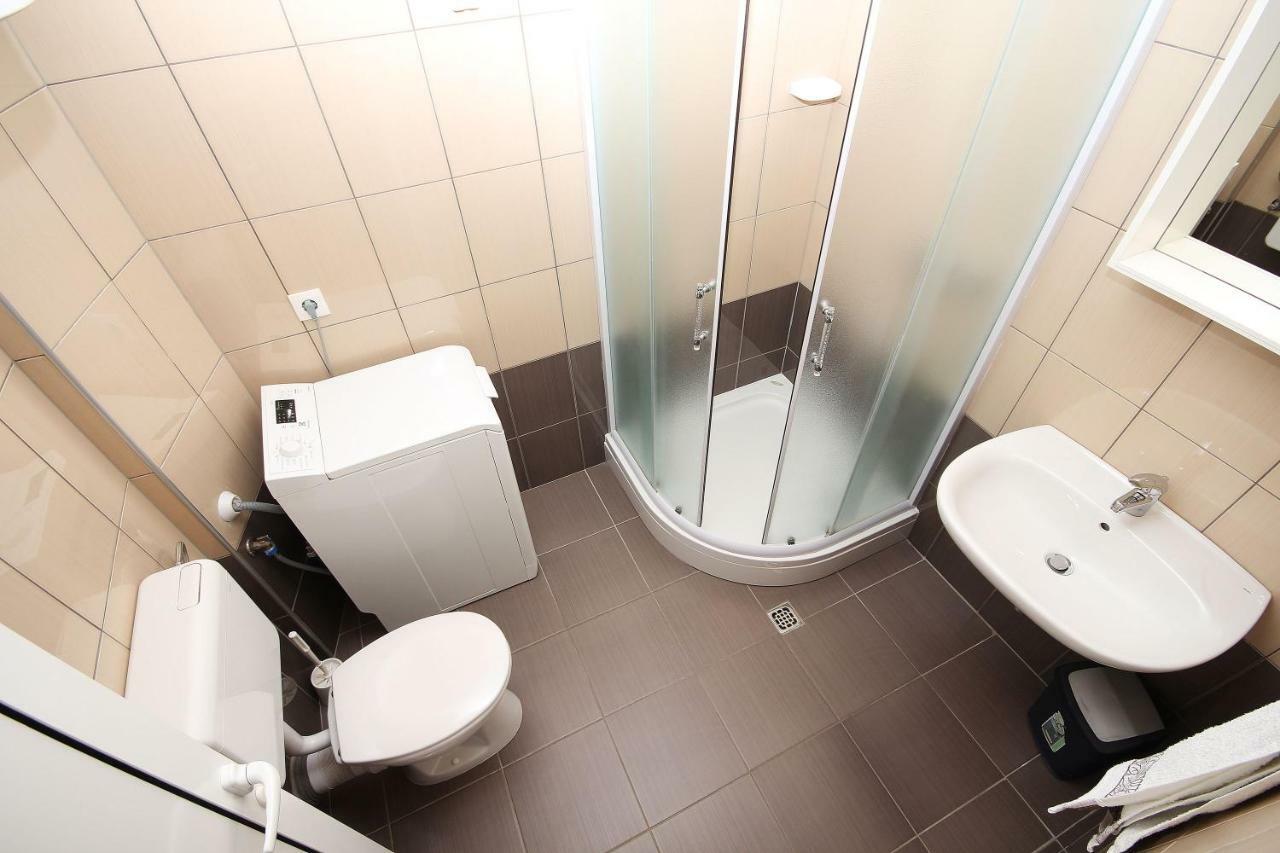 Apartmani Dalmacija Brela Zewnętrze zdjęcie