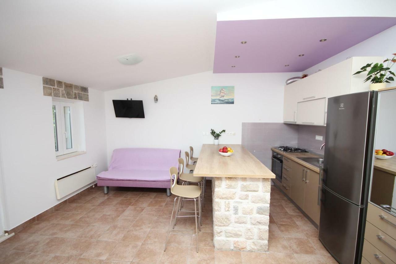 Apartmani Dalmacija Brela Zewnętrze zdjęcie